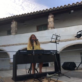 Concert in Sardegna, Italy<span>Somewhere Over The RaInbow</span>